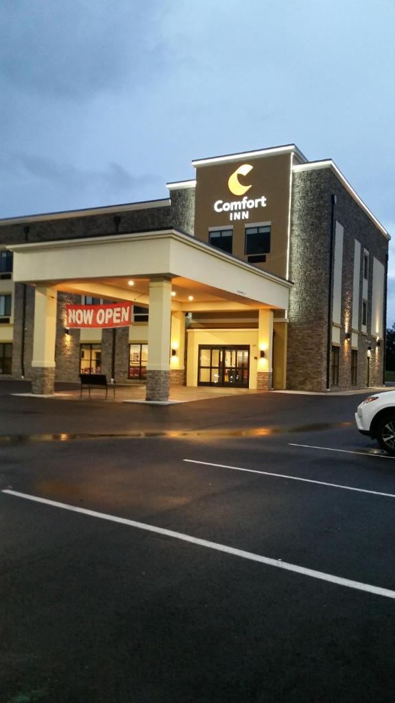 Comfort Inn White House photo 1