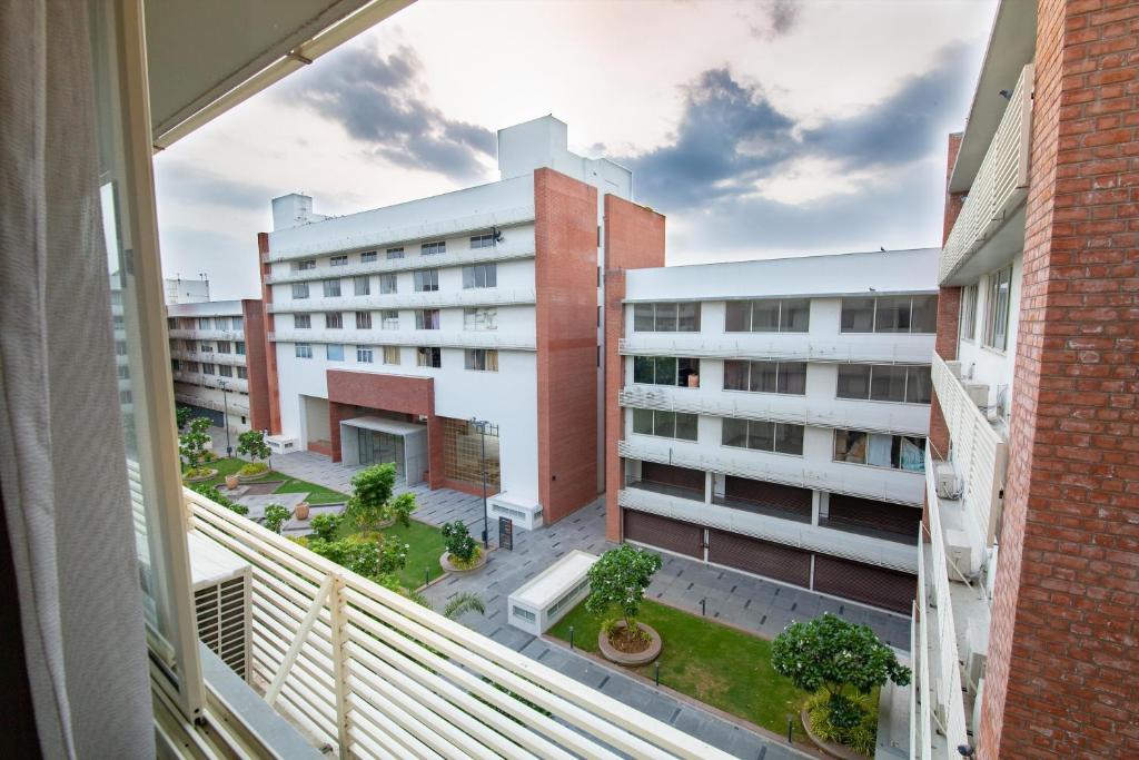 Siara Styles Amba Suites, Gandhinagar photo 3