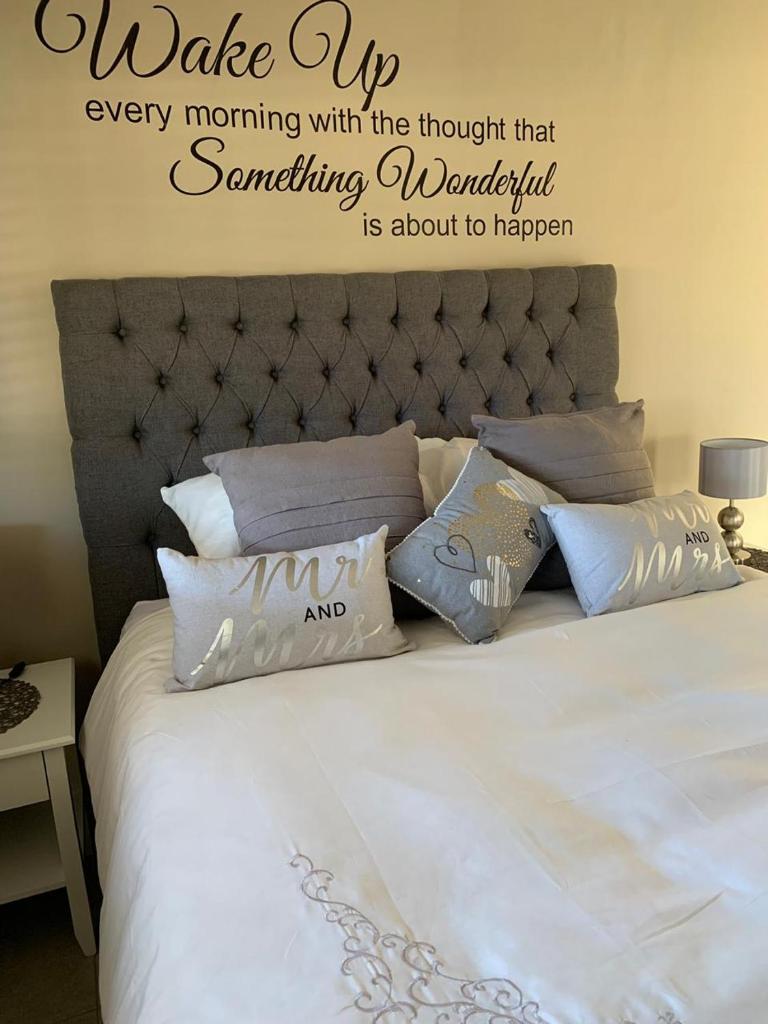 Royal Apartments Kimberley photo 2