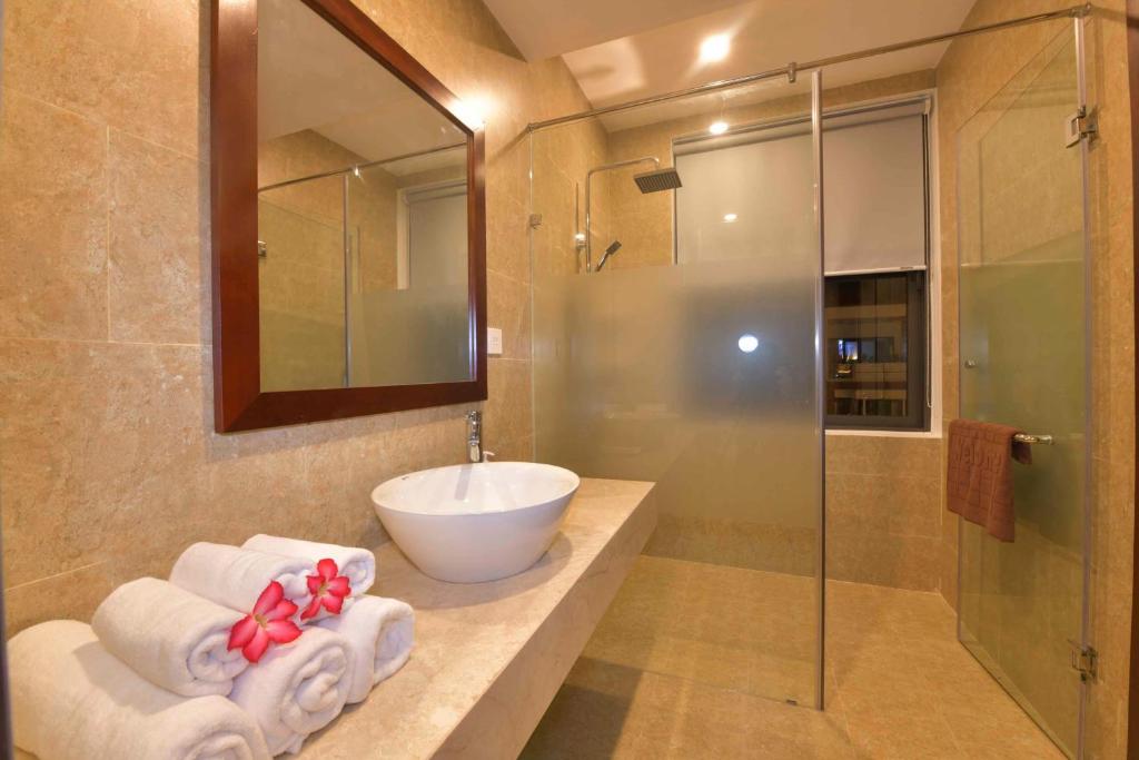 Pho Hoi Ancient Town Beauty Boutique Villa Hotel