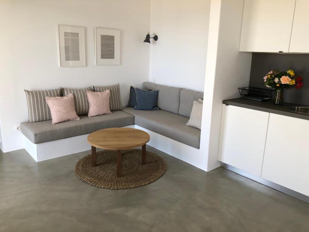 Theros apartments 2 photo 3