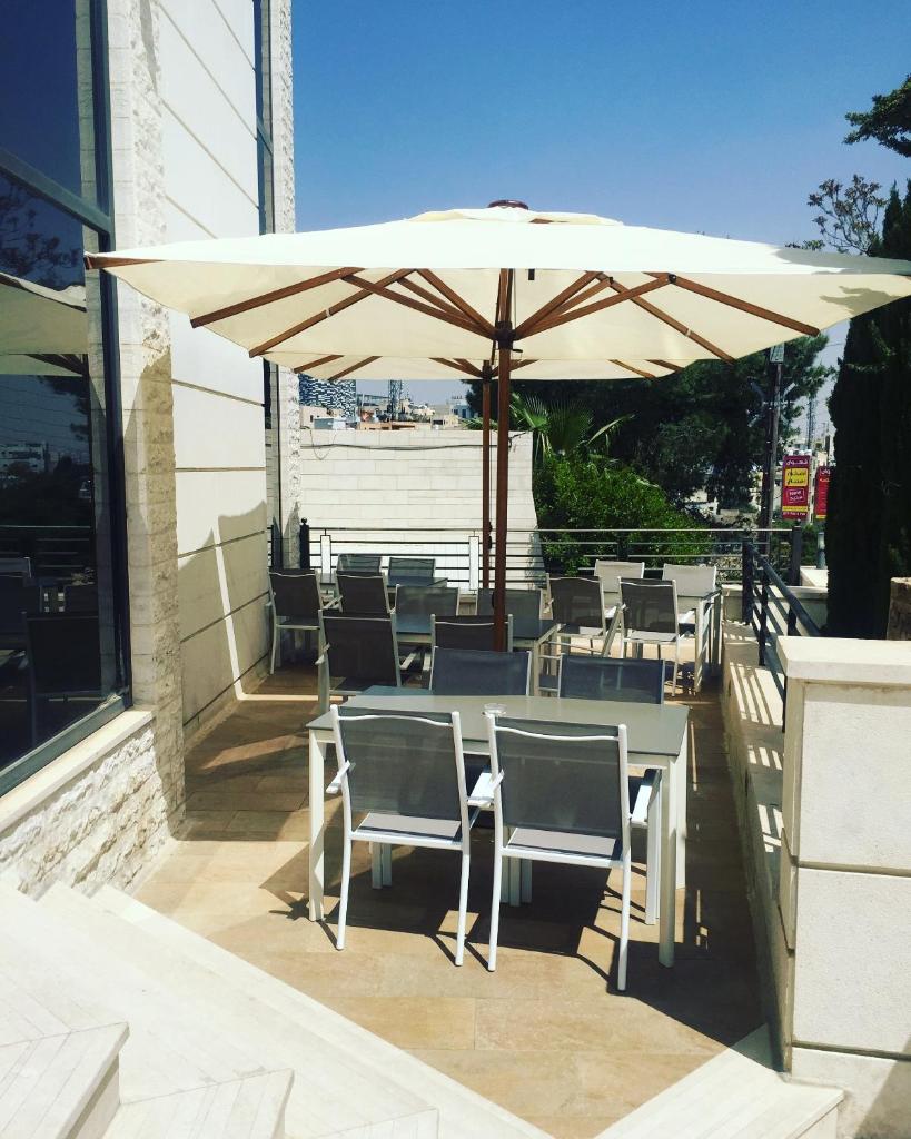 Celino Hotel photo 3