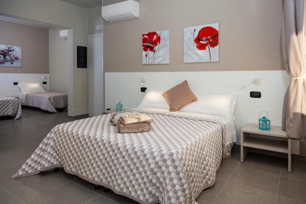 Riviera HUB photo 1