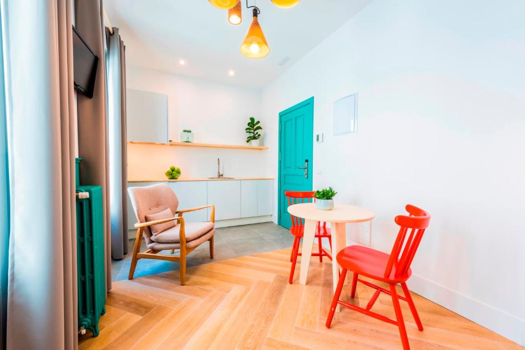 Апартаменты (Апартаменты-студио), Gran Vía Brand New Apartment by Birds