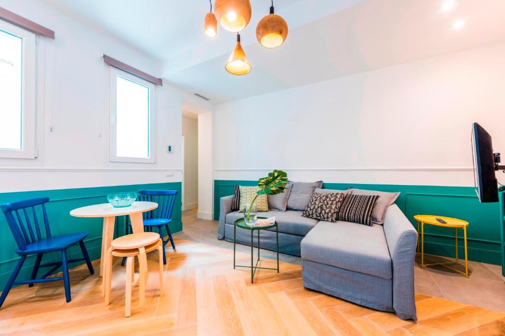Апартаменты (Апартаменты), Gran Vía Brand New Apartment by Birds