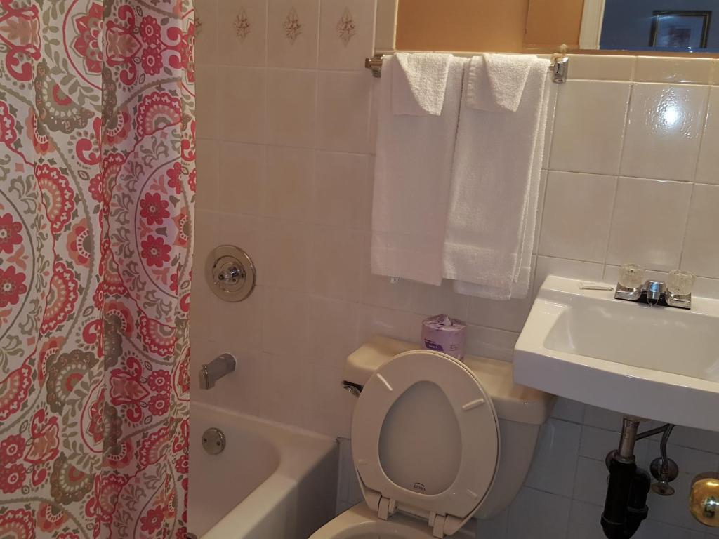 Niagara Inn & Suites photo 4