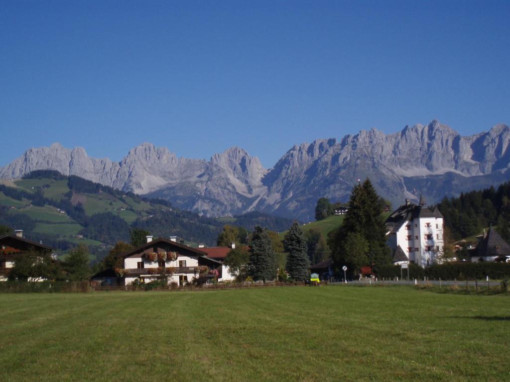 Ferienwohnungen - Haus Zierl photo 1