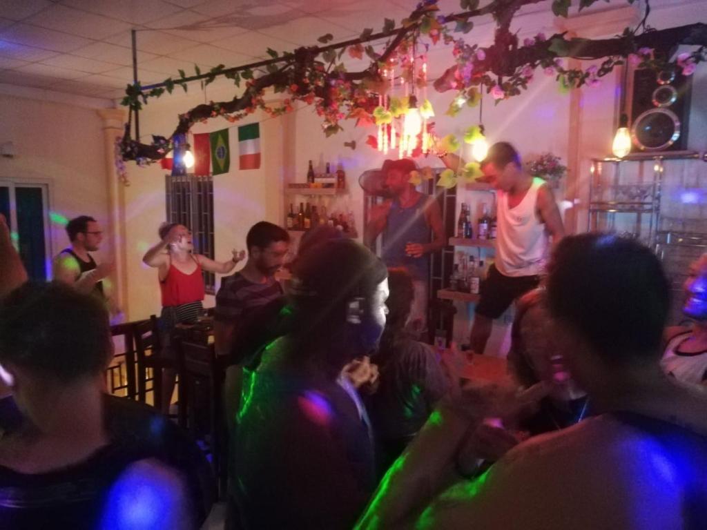 Hoa Luan Restaurant Hostel