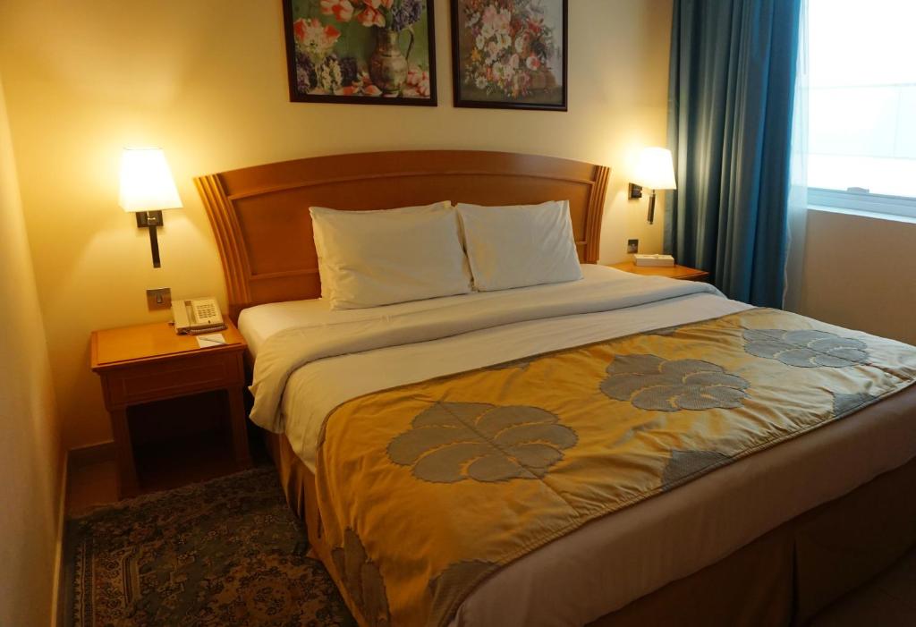 Апартаменты (Стандартные апартаменты с 2 спальнями), Апарт-отель Golden Tulip Hotel Apartments