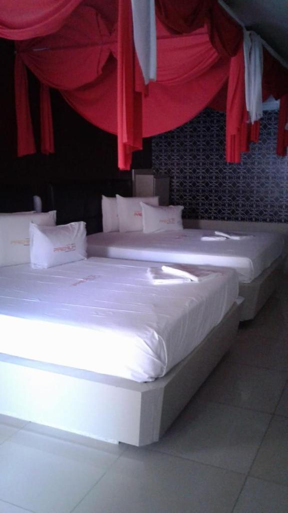 Motel Premium (Adults Only) photo 2