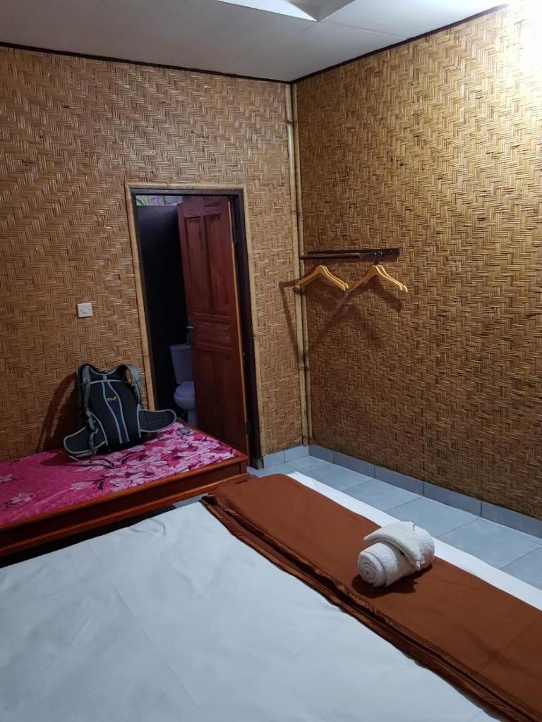Taman Menjangan homestay by SnorkelingMenjangan photo 1