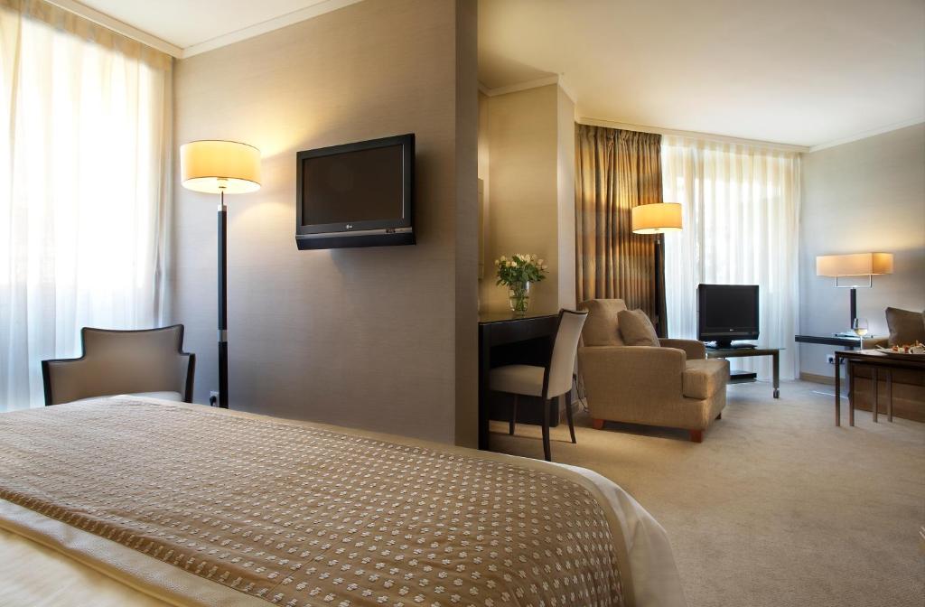 Сьюит (Представительский люкс), Galaxy Iraklio Hotel