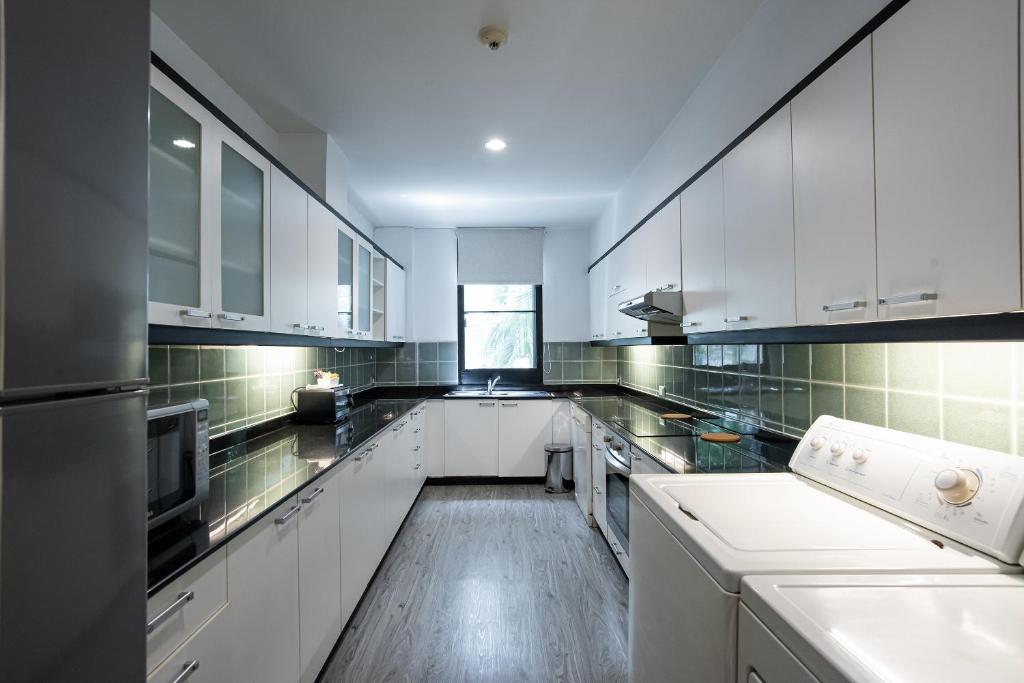 Апартаменты (Люкс с четырьмя спальнями), Tonson Residence B Boutique
