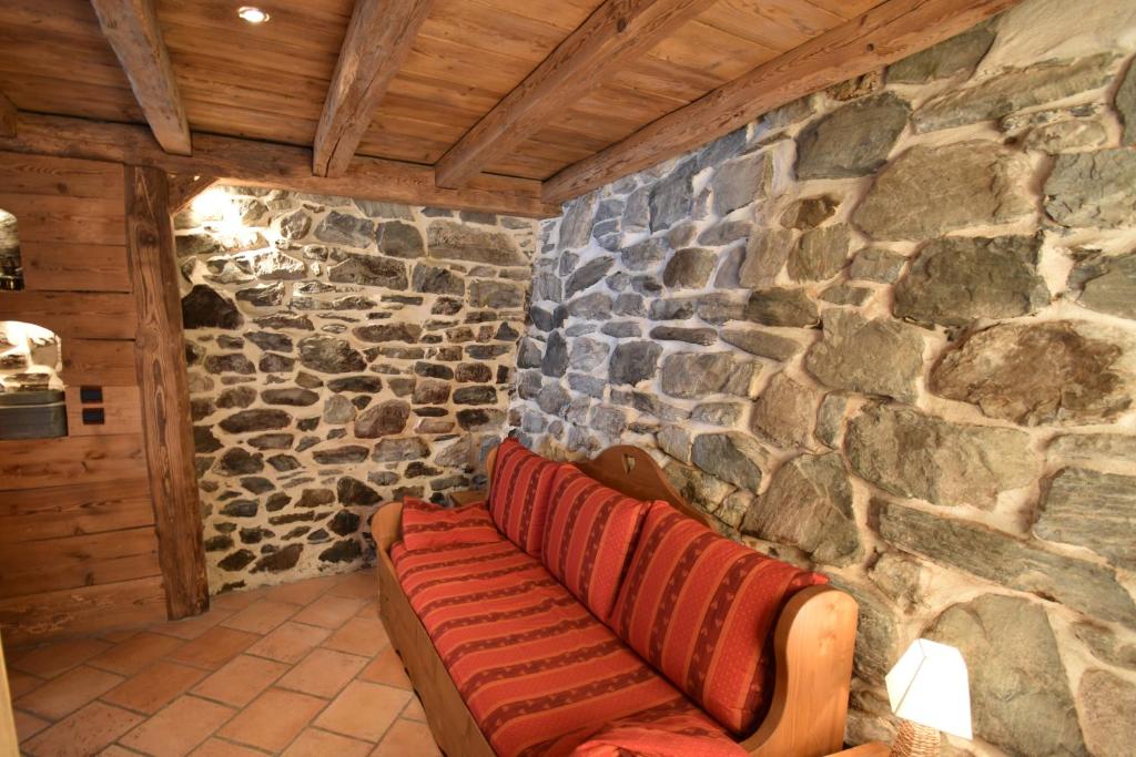 VAUJANYLOCATIONS - Chalets Clovis I & II photo 2