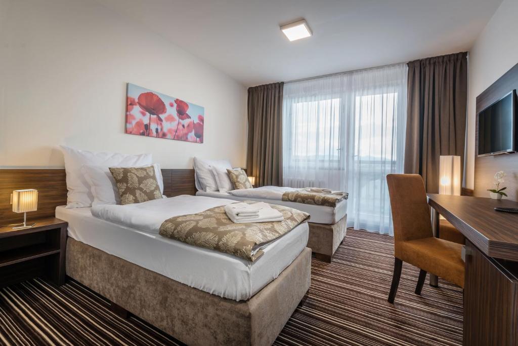 Двухместный (Двухместный номер с 1 кроватью и балконом), Hotel Satel