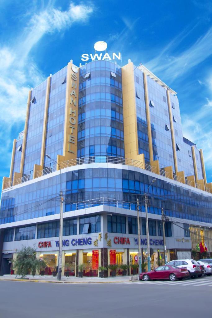 Swan Hotel - Tap to explore photos