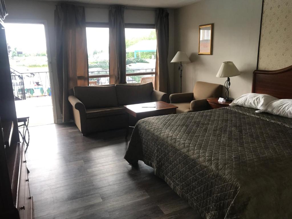 Rainbow Motor Inn - Fallsview photo 4