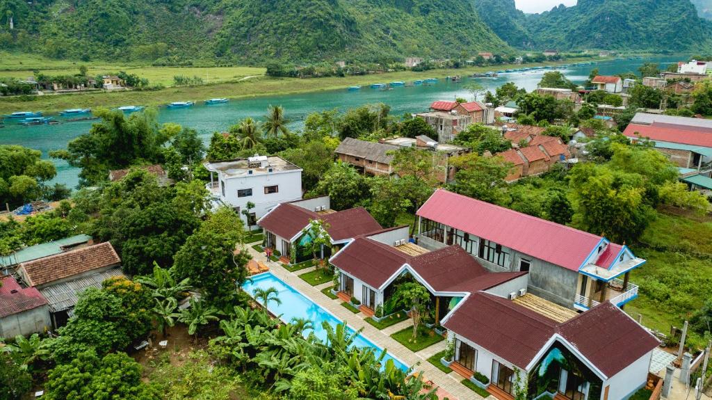 Son Doong Bungalow