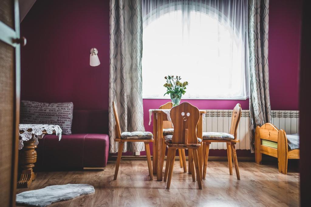 Четырехместный (Четырехместный номер), Pokoje gościnne Gobo