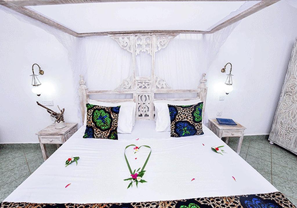 Watamu Sunflower House photo 2