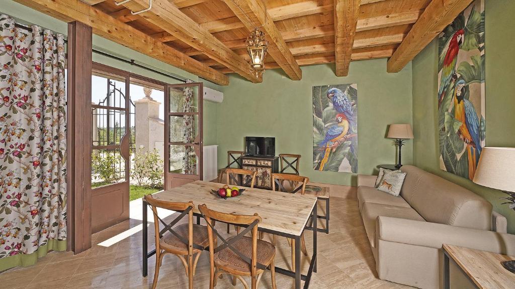 Dogoli Country Apartments photo 2