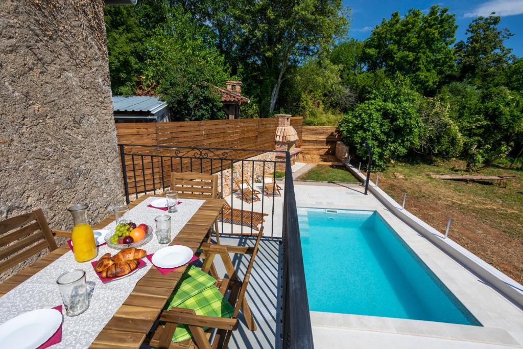 Stone Villa Katarina with pool photo 2