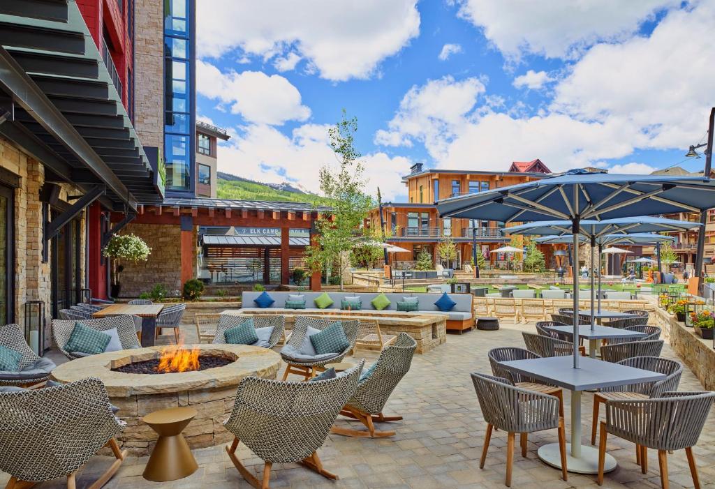 Limelight Hotel Snowmass photo 2