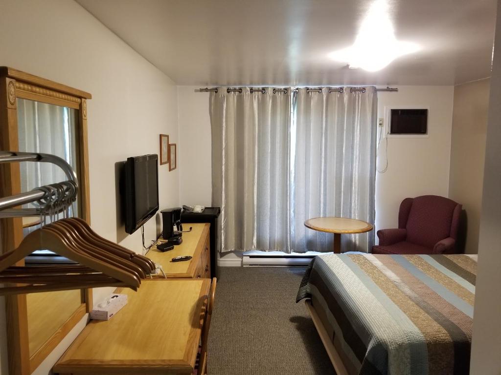 Knights Inn Woodstock photo 4