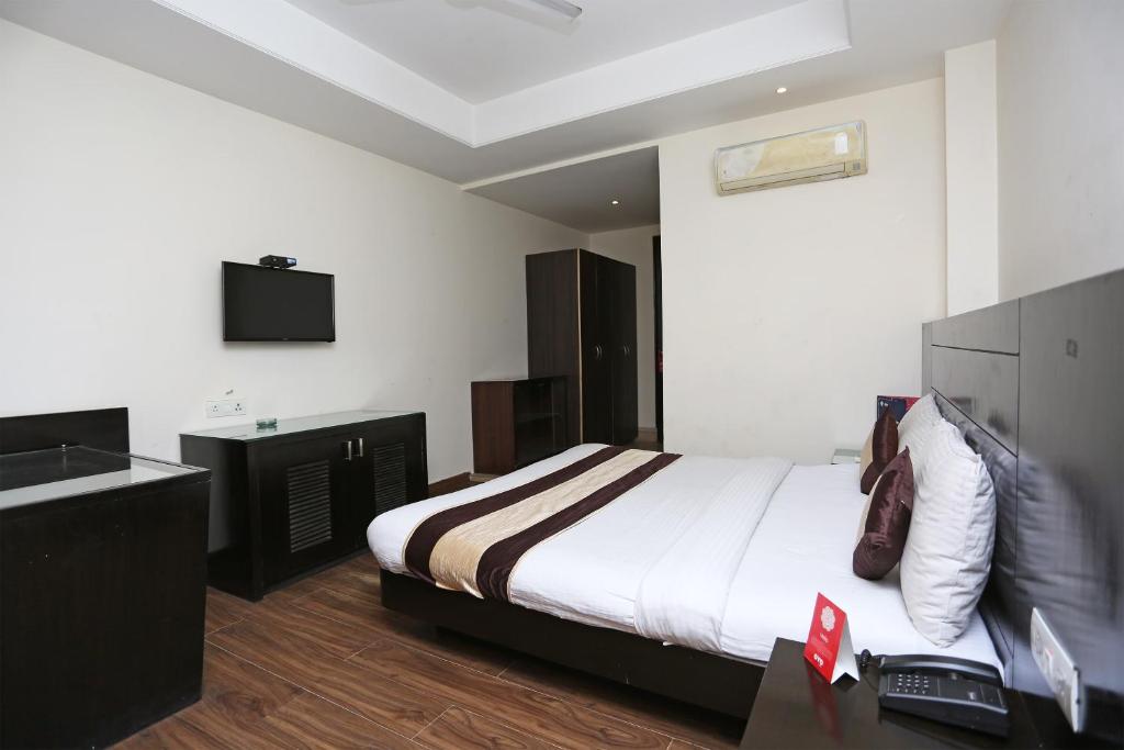 Трехместный (Классический трехместный номер), OYO 1007 Hotel Villa 24