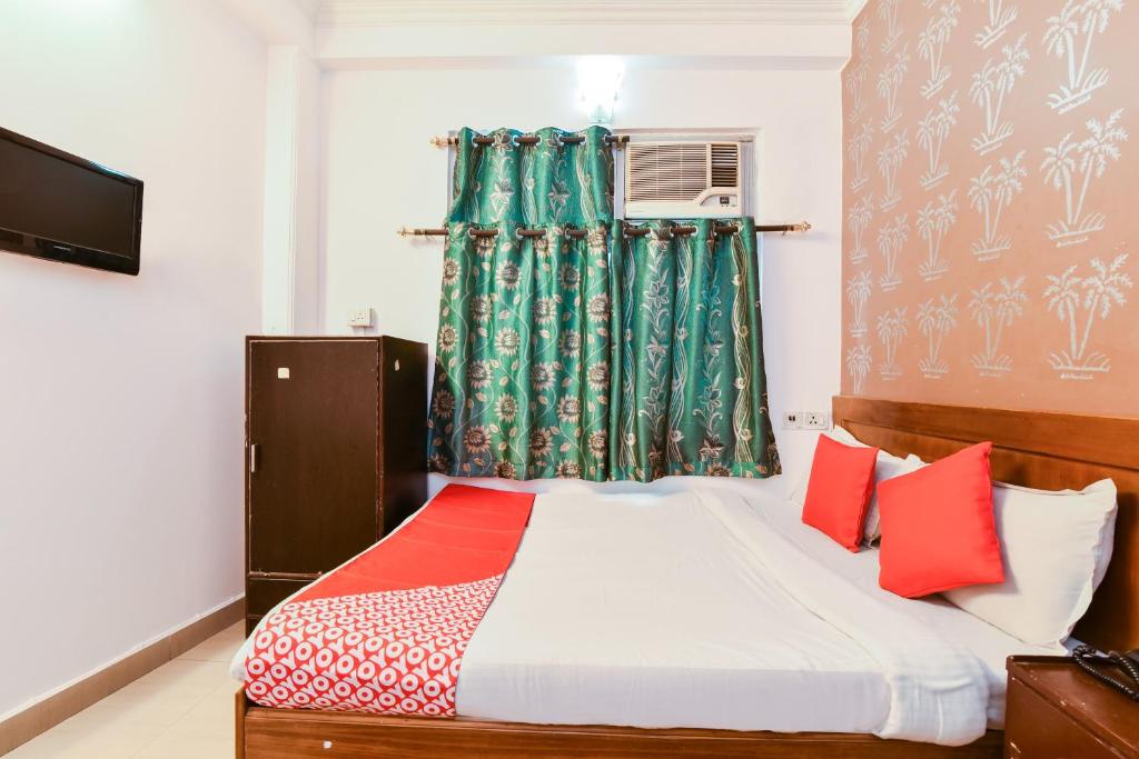 Двухместный (Небольшой двухместный номер с 1 кроватью), OYO 19509 Fly Rooms