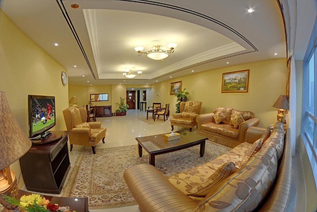 Deira Suites Deluxe Hotel Suites photo 4