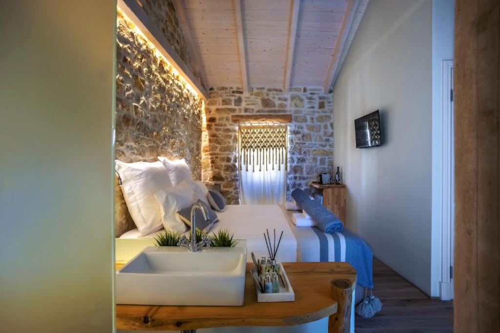Paxos Fairytales Lovenest 2 photo 4