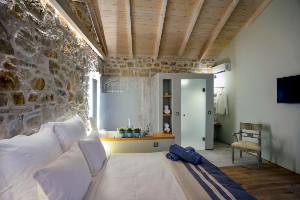Paxos Fairytales Lovenest 1 photo 1