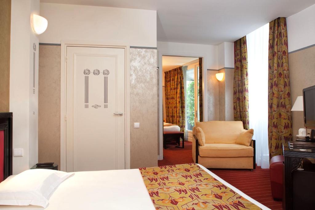 Трехместный (Трехместный номер), Hotel Eiffel Seine