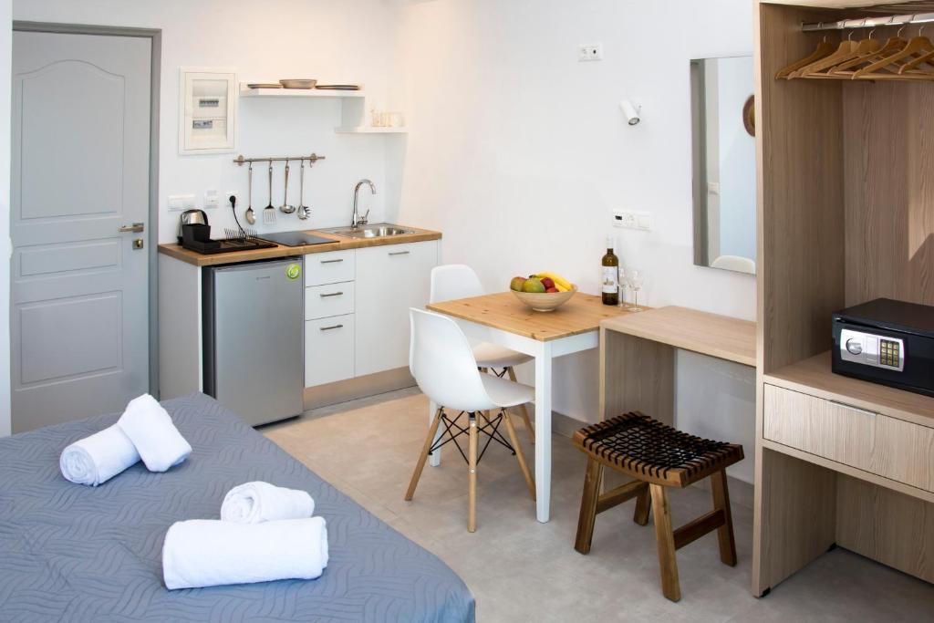Ellie Apartments Stalida photo 3