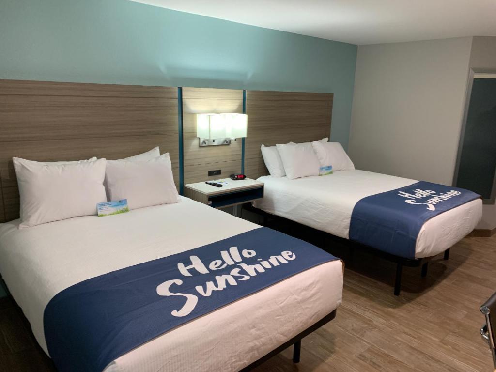 Days Inn by Wyndham Rockport Texas image