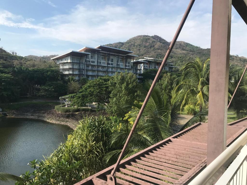 Creys condo at Pico de Loro Cove photo 1
