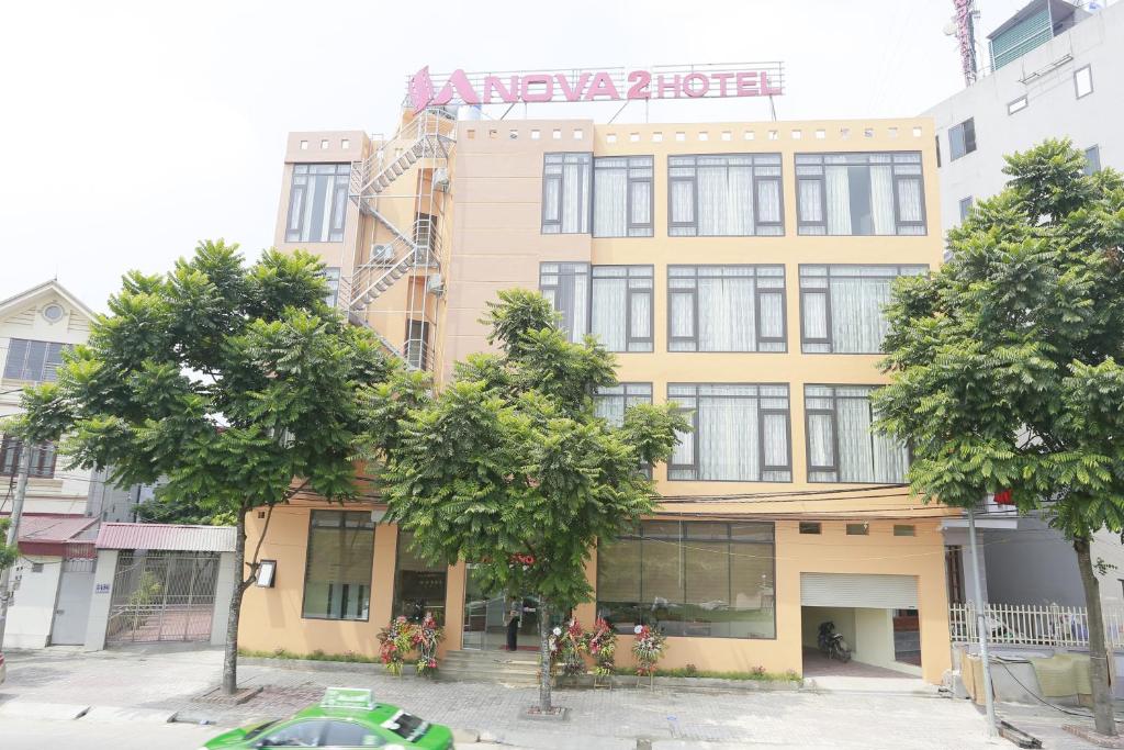 Anova 2 Hotel