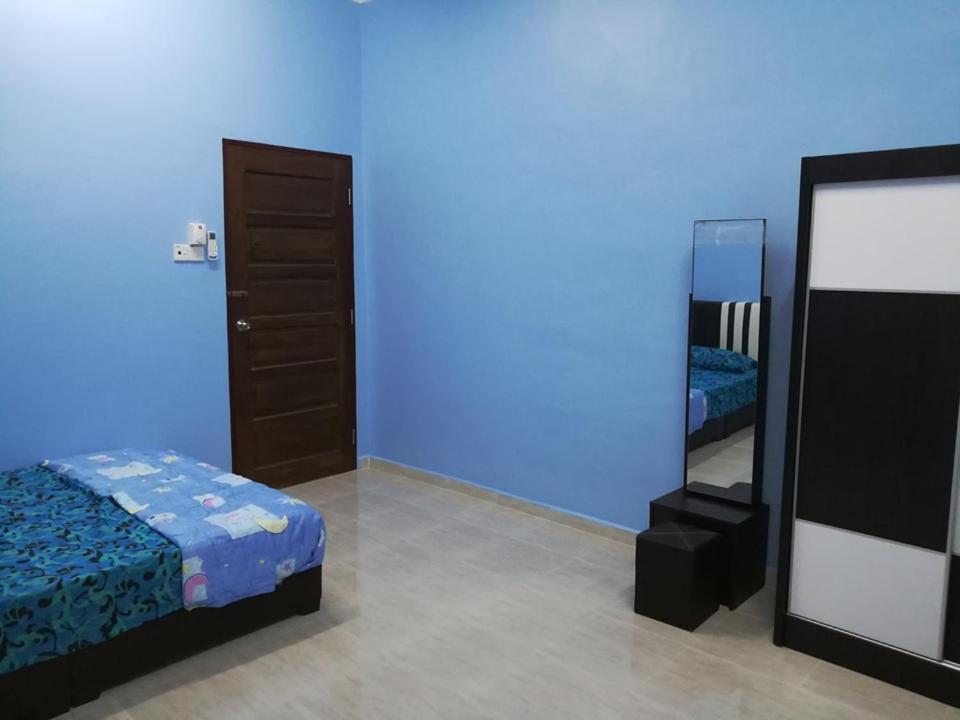 HOMESTAY DAMAI YUSMILA photo 4