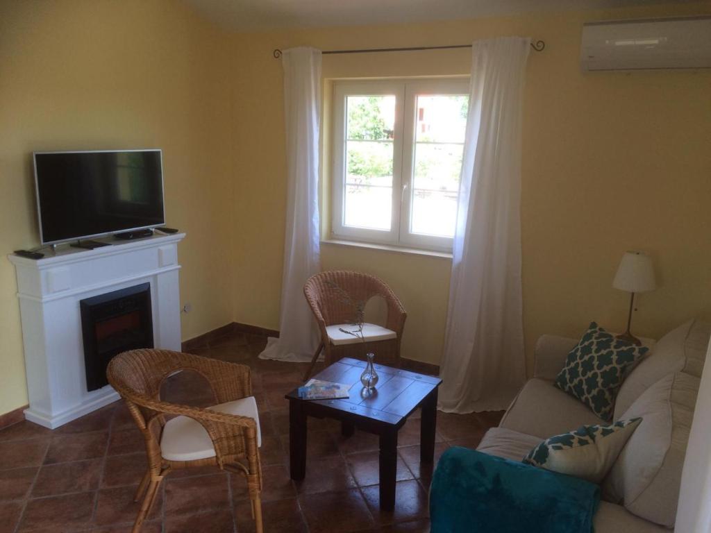 Antonio Solimar Apartments photo 4
