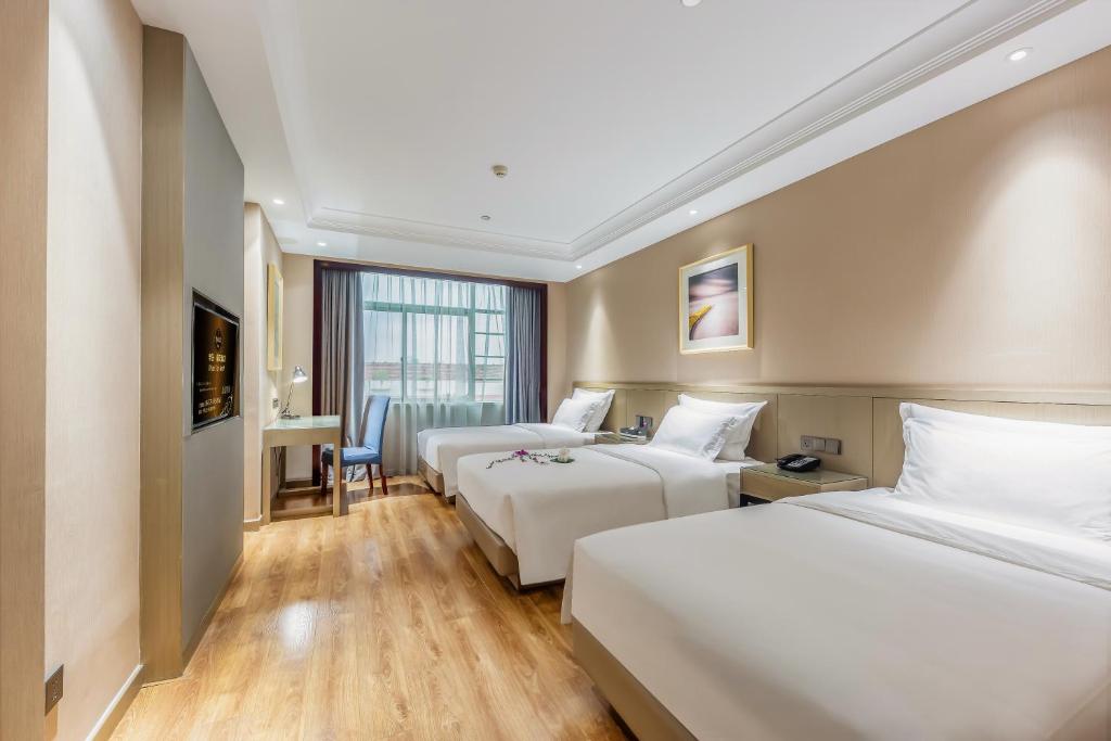 Трехместный (Трехместный номер), Byland Star Hotel
