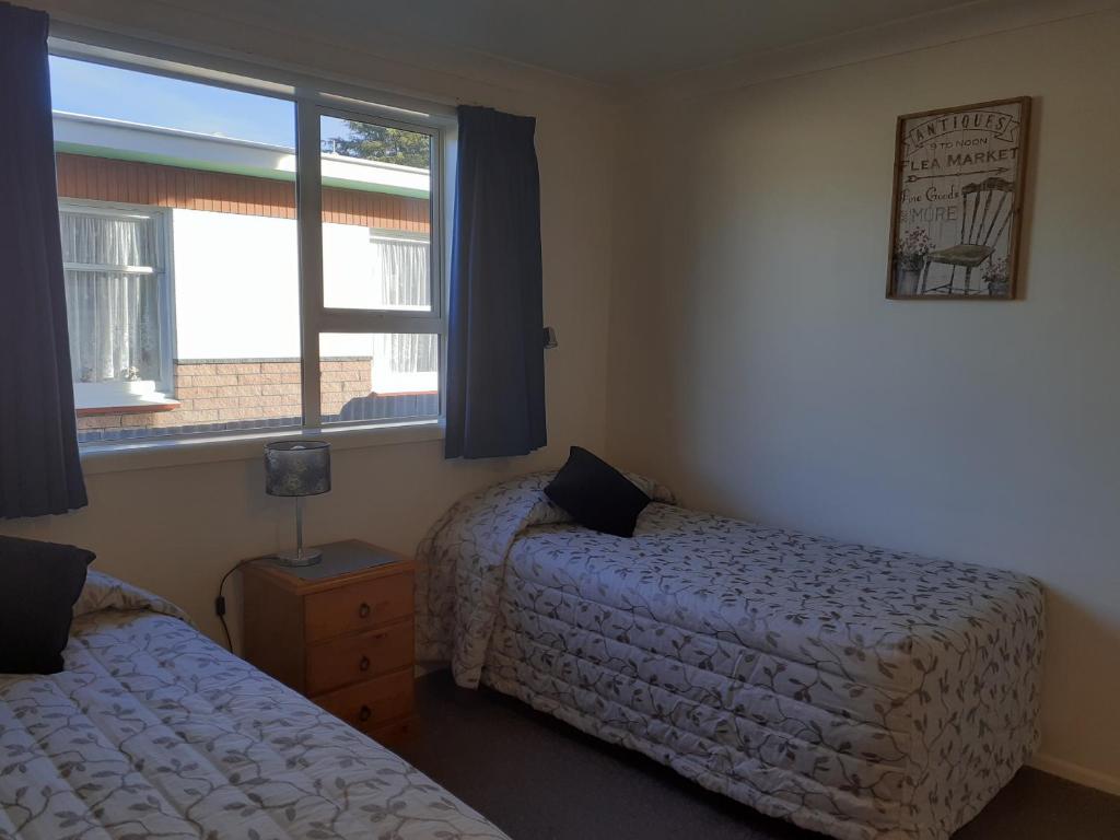 AAA Thames Court Motel photo 4
