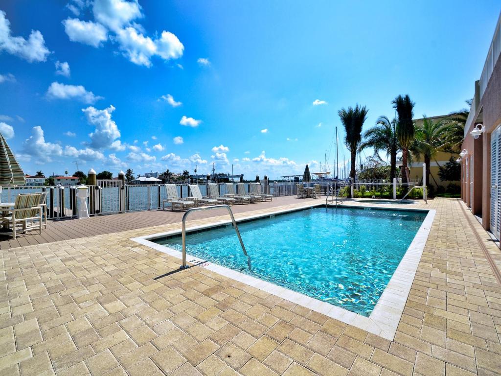 Sandpiper's Cove 201 Sandpiper's Cove Luxury 3 Bedroom 2 Bathroom 23132 photo 3