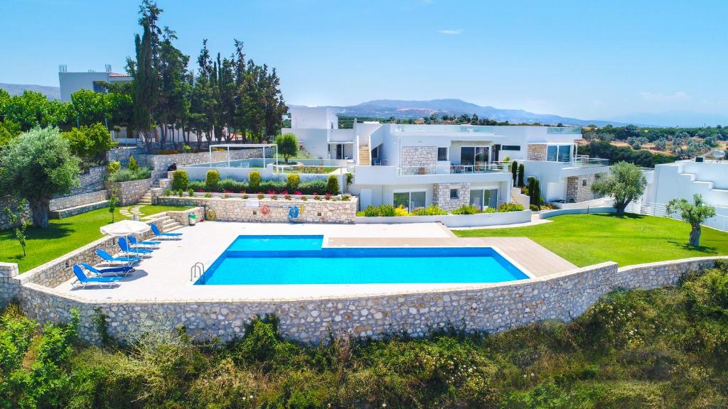 Villa Erythrous photo 1