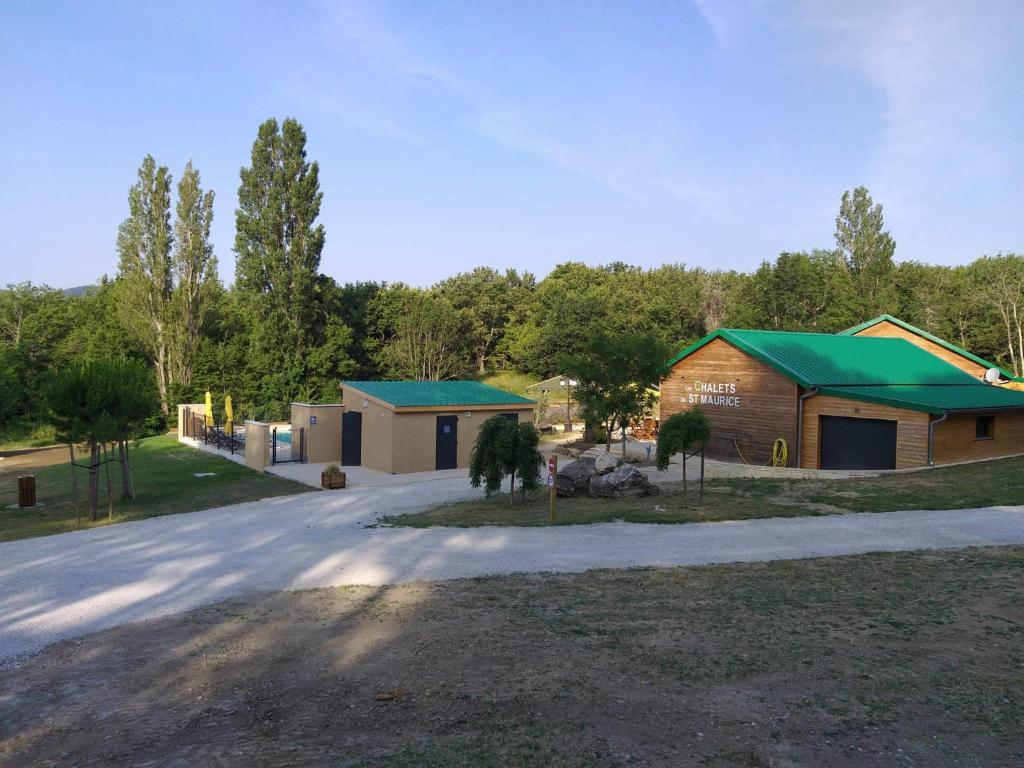 Les Chalets de Saint Maurice (Dieulefit) photo 2