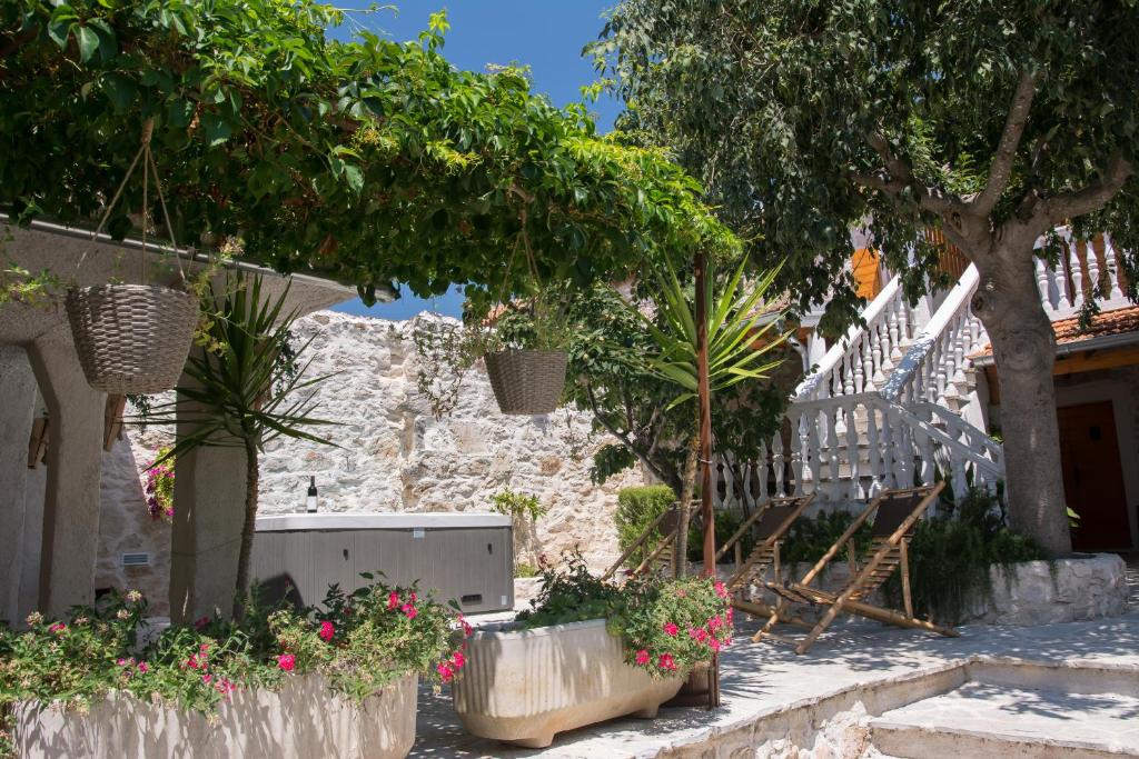 Holiday Home Sudinjevi Dvori photo 1