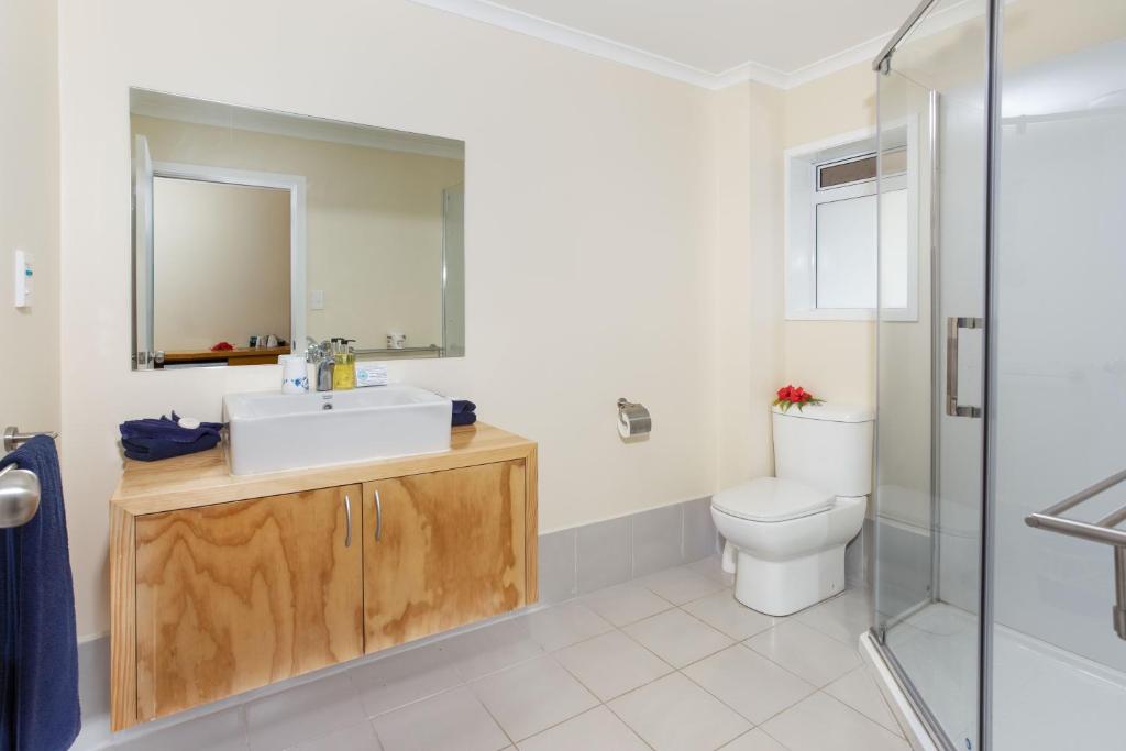 Club Raro Resort – Adults Only - Tap to explore photos
