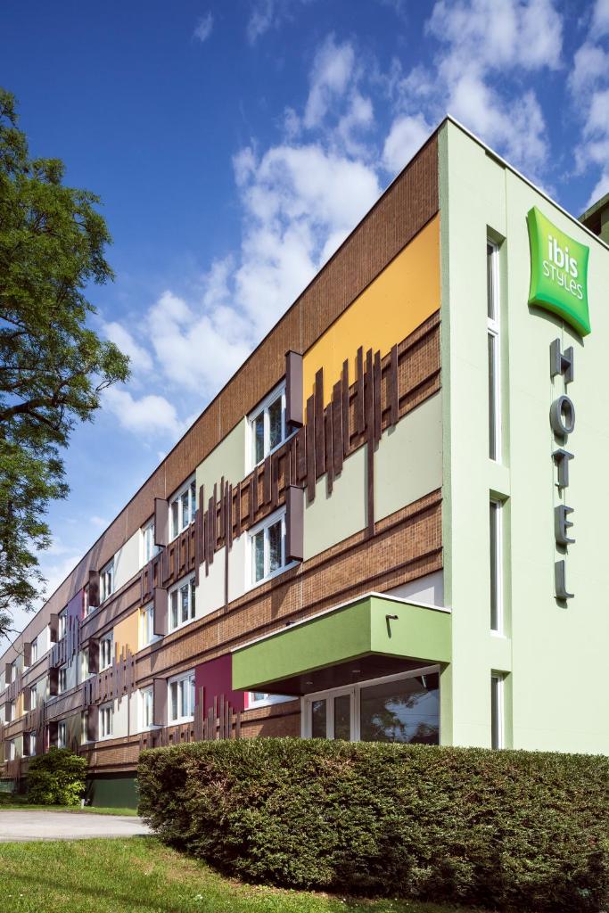 ibis Styles Besan - Tap to explore photos