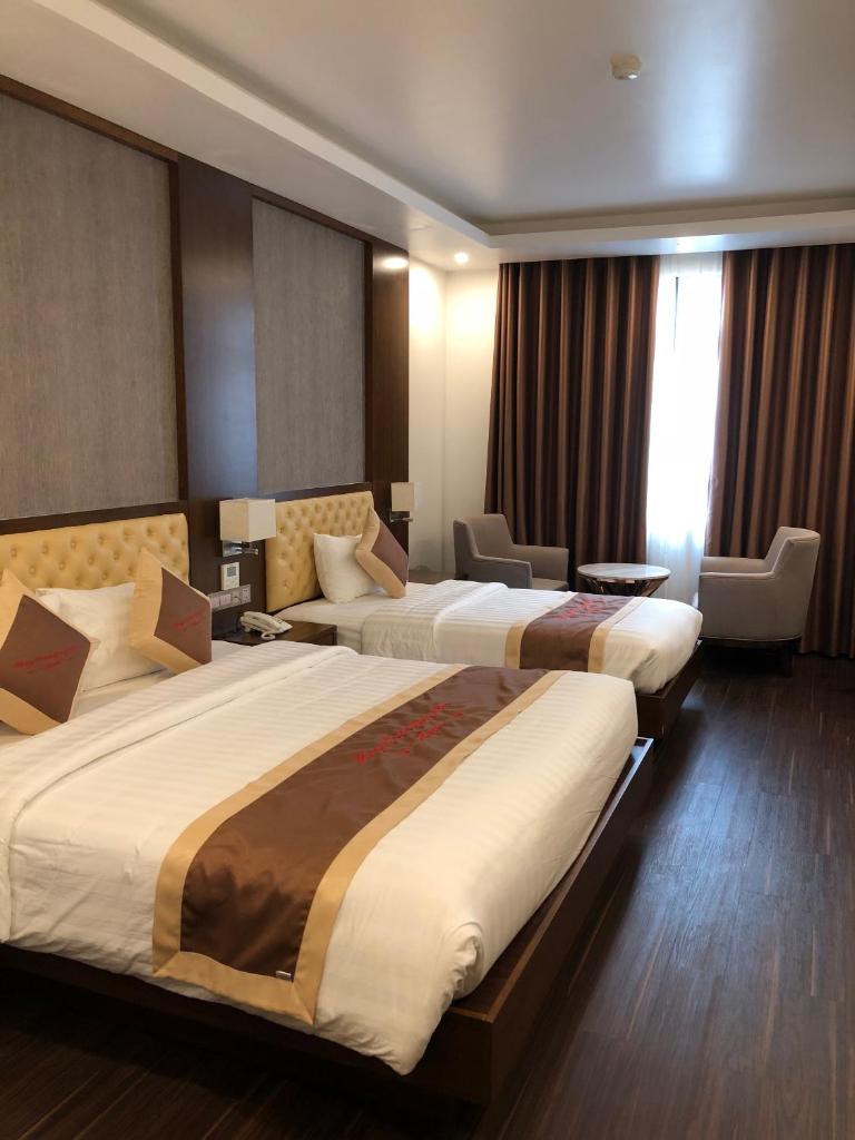 Hung Thinh Ha Long Hotel