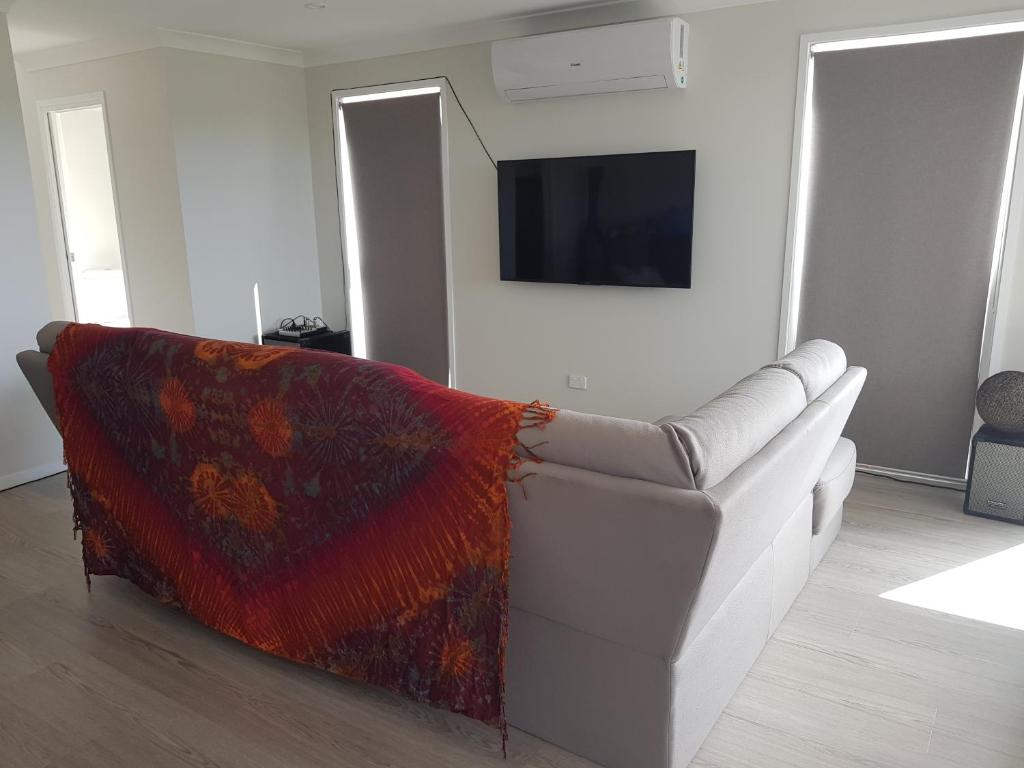 Hampton Homestay - Tap to explore photos